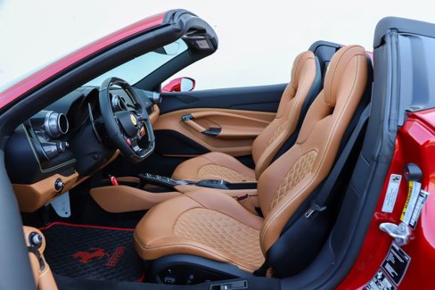 Certified 2021 Ferrari F8 Tributo image 2