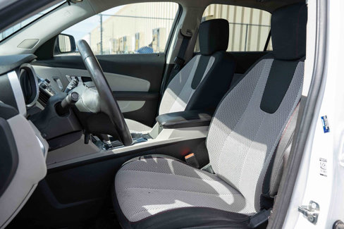 Used 2017 Chevrolet Equinox LT w/ Driver Confidence Package II image 5