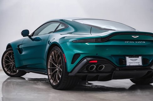 New 2025 Aston Martin V8 Vantage Coupe image 9