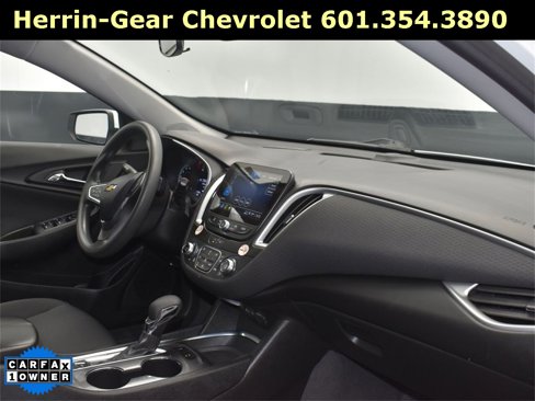 Used 2024 Chevrolet Malibu LT image 21