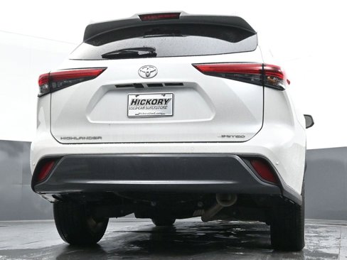 Used 2022 Toyota Highlander Limited image 48