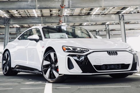 New 2025 Audi S e-tron GT Premium Plus image 3