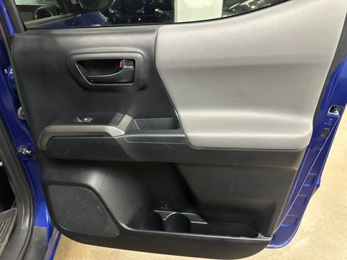 Used 2022 Toyota Tacoma SR5 image 30