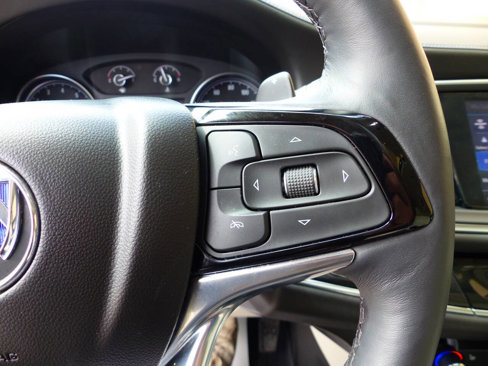 Used 2024 Buick Enclave Essence w/ Experience Buick Package image 26