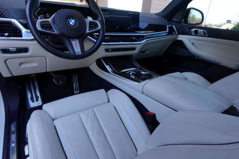 Used 2023 BMW X7 xDrive40i w/ M Sport Package image 23