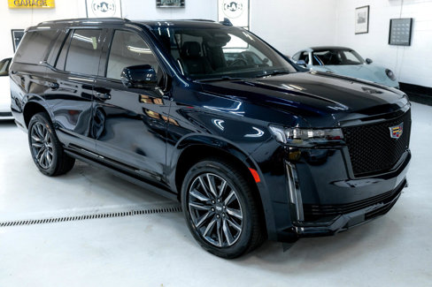 Used 2021 Cadillac Escalade Sport w/ Driver Assist Tech Package image 8