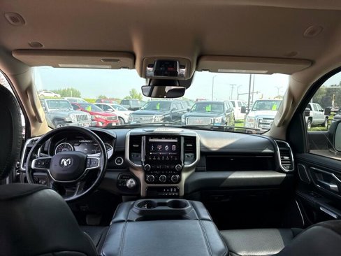 Used 2019 RAM 1500 Laramie image 38