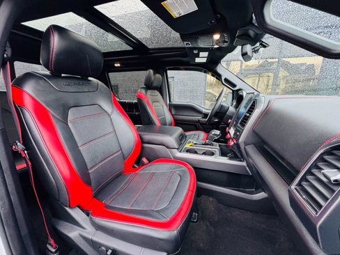 Used 2019 Ford F150 Lariat w/ Equipment Group 502A Luxury image 19