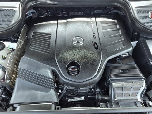 Used 2023 Mercedes-Benz GLS 450 4MATIC image 39