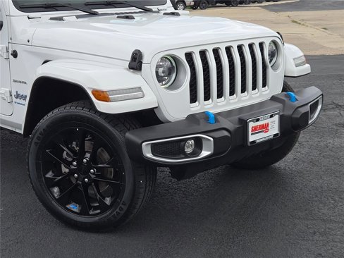 Certified 2023 Jeep Wrangler Sahara image 2