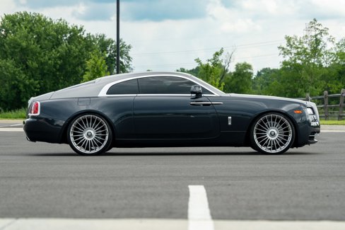Used 2016 Rolls-Royce Wraith image 24