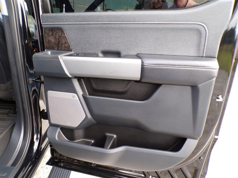 Used 2024 Ford F350 Lariat image 31