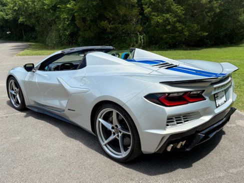 Used 2024 Chevrolet Corvette E-Ray image 4