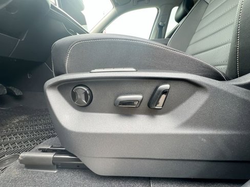 New 2025 Volkswagen Atlas SEL image 12