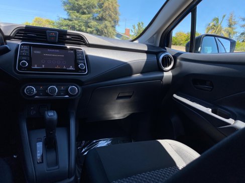 Used 2024 Nissan Versa S w/ Trunk Package image 16
