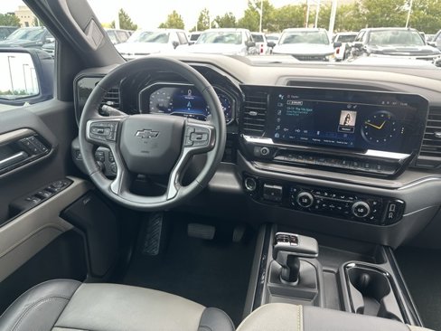 Used 2025 Chevrolet Silverado 1500 ZR2 w/ Technology Package image 25