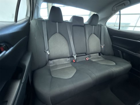 Used 2023 Toyota Camry LE image 39