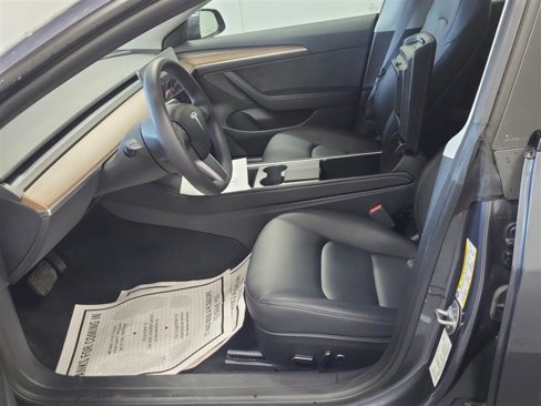 Used 2023 Tesla Model 3 Standard Range image 8