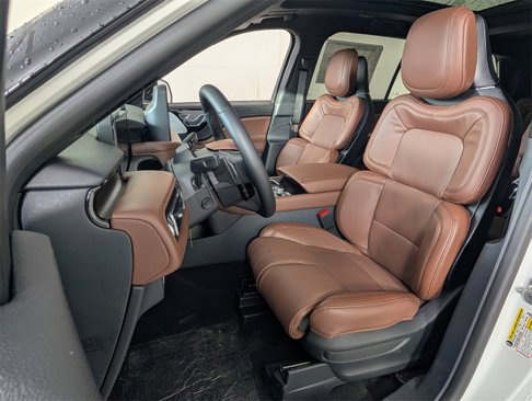 New 2025 Lincoln Aviator Reserve image 5