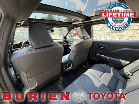 New 2026 Toyota Crown Limited w/ Advanced Technology Package image 31