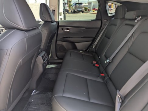 New 2025 Nissan Murano SV image 12