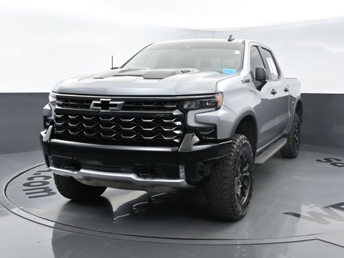 Used 2024 Chevrolet Silverado 1500 ZR2 w/ Technology Package image 5