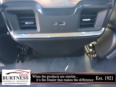 New 2026 GMC Sierra 1500 Elevation image 30