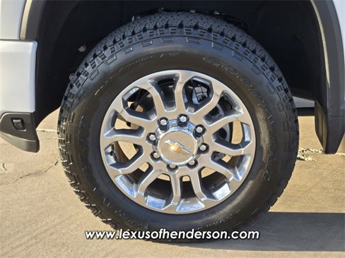 Used 2025 Chevrolet Silverado 2500 LT w/ Z71 Chrome Sport Edition image 10