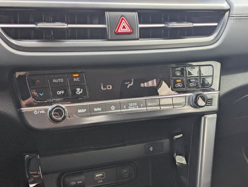 Certified 2025 Kia Seltos EX w/ EX Sunroof Package image 26