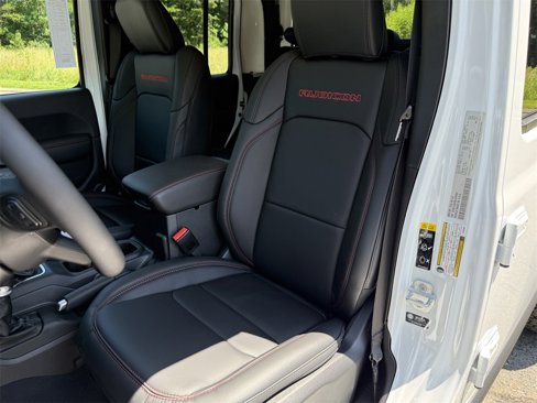 New 2025 Jeep Gladiator Rubicon w/ Convenience Group image 21