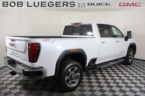 New 2026 GMC Sierra 2500 SLT w/ SLT Premium Package image 9