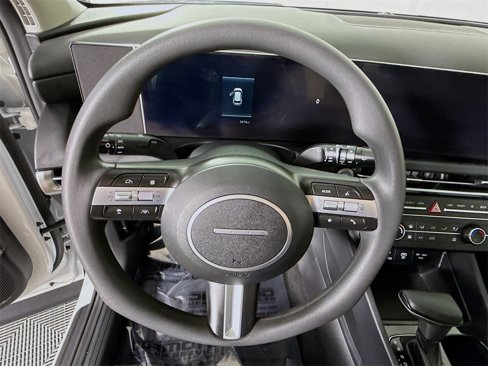 Certified 2025 Hyundai Tucson SE image 21