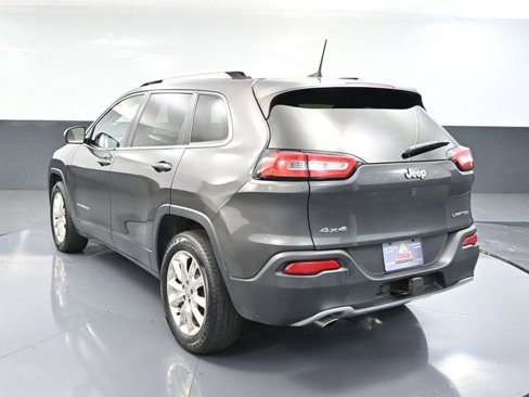Used 2017 Jeep Cherokee Limited w/ Trailer Tow Group image 7
