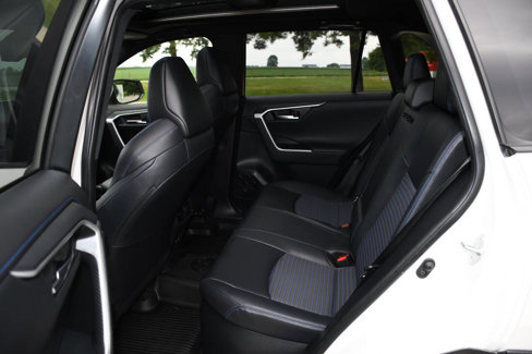 Used 2020 Toyota RAV4 XSE image 15