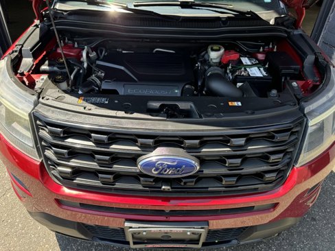 Used 2016 Ford Explorer Sport w/ Equipment Group 401A image 8