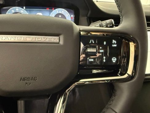 New 2026 Land Rover Range Rover Evoque S image 17