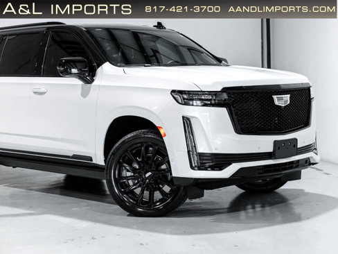 Used 2023 Cadillac Escalade ESV Sport Platinum w/ LPO, ONYX Package image 14