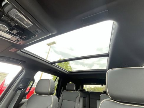 New 2026 Chevrolet Tahoe Premier image 19