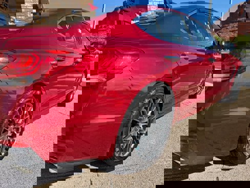 Used 2020 Genesis G70 2.0T image 26