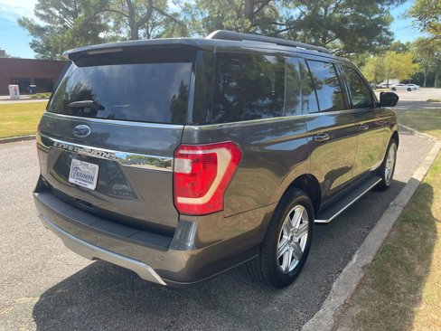 Used 2020 Ford Expedition XLT w/ Equipment Group 202A image 5