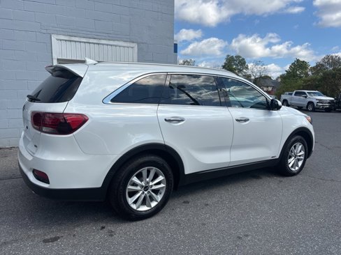 Used 2019 Kia Sorento LX w/ LX Convenience Package image 6