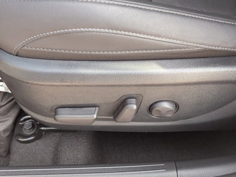 Certified 2025 Kia Seltos EX w/ EX Sunroof Package image 21