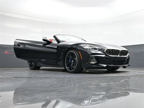 Used 2024 BMW Z4 M40i w/ Premium Package image 37
