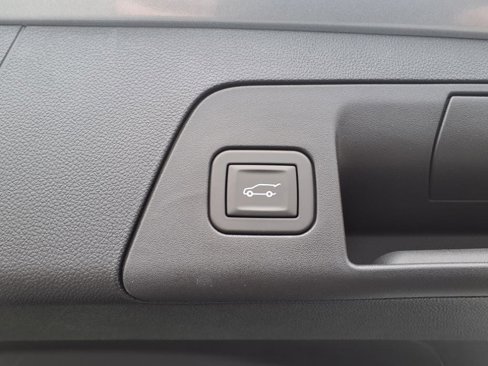 New 2025 Buick Envision Sport Touring image 11