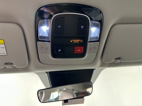 Certified 2025 Hyundai Tucson SE image 24