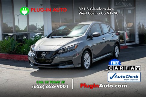 Used 2025 Nissan Leaf S image 1