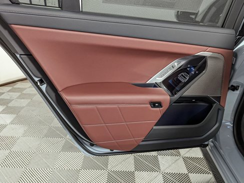 New 2026 BMW 740i xDrive image 25