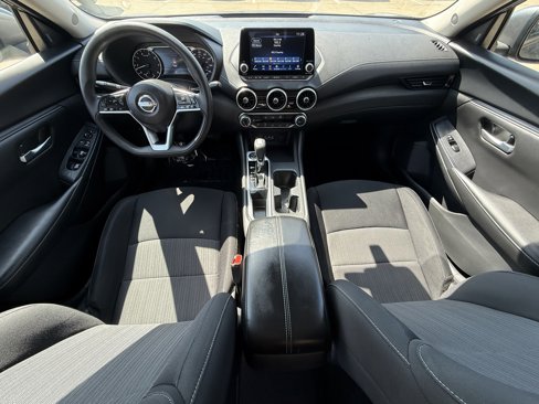 Used 2024 Nissan Sentra SV image 11