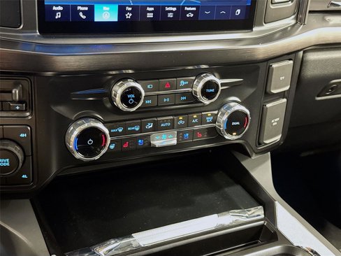 New 2025 Ford F250 Lariat w/ Chrome Package image 15