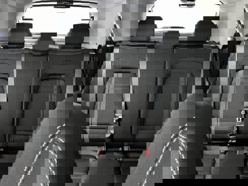 New 2025 Hyundai Venue SEL image 16
